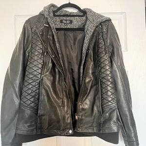 Mo-Ka Black Quilted Women's Jacket